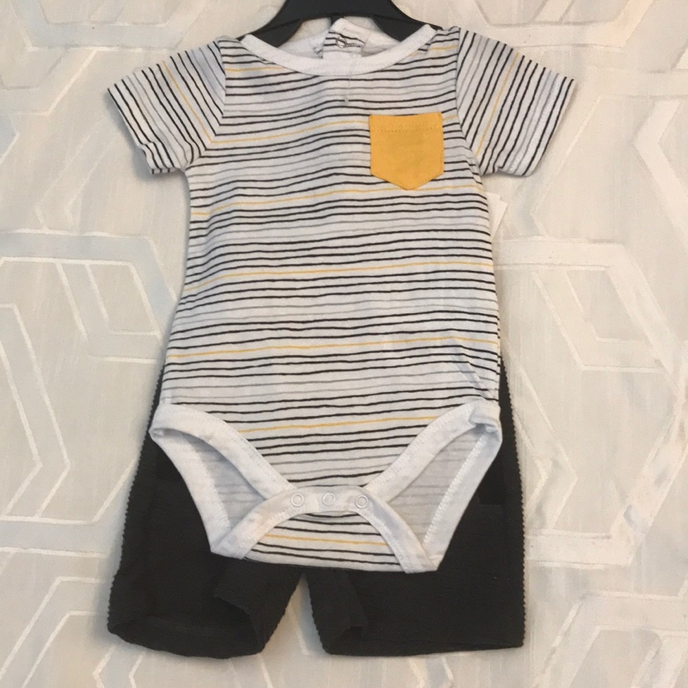 Isaac Mizrahi Baby Set.